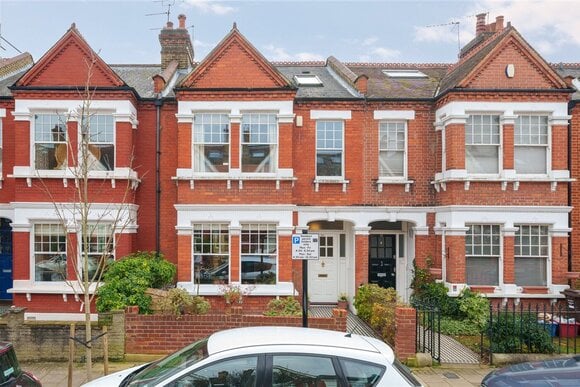 Alwyn Avenue, London, W4