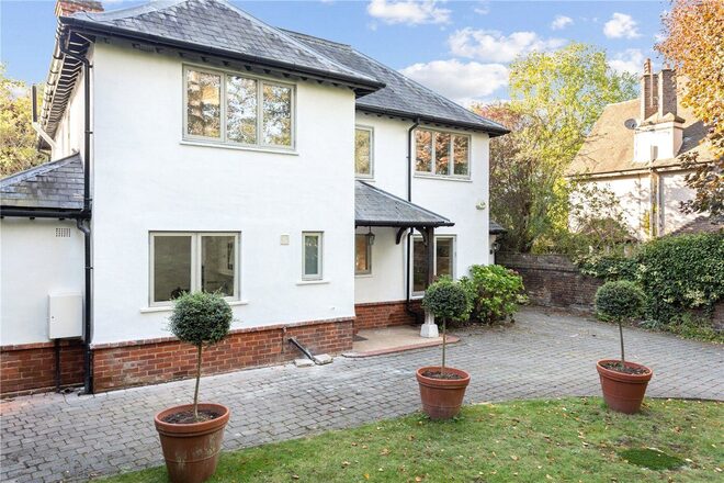 Putney Park Avenue, London, SW15