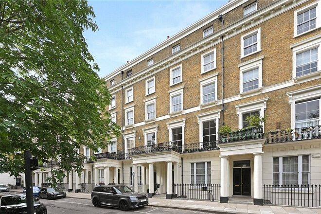 Gloucester Gardens, London, W2