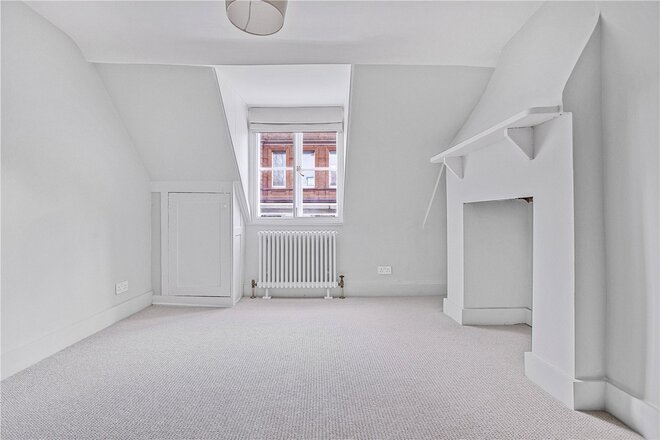 Great Ormond Street, London, WC1N