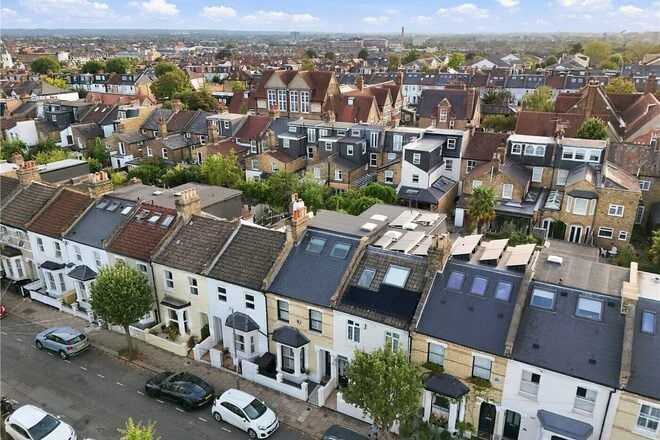 Langroyd Road, London, SW17