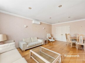 Hendon Lane, London, N3