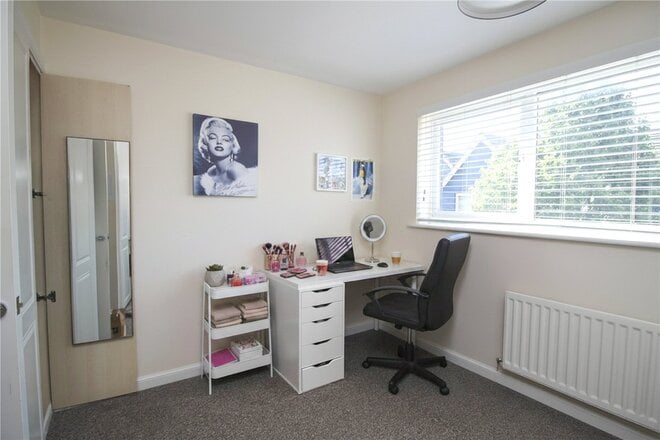 Athena Close, Essex, SS2