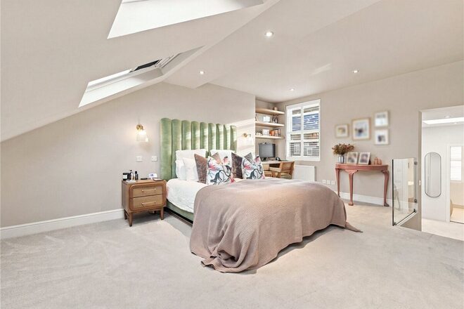Langroyd Road, London, SW17