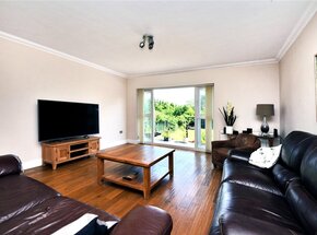 South Drive, Surrey, SM7