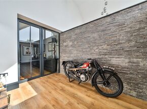 Echo Barn Lane, Farnham, GU10