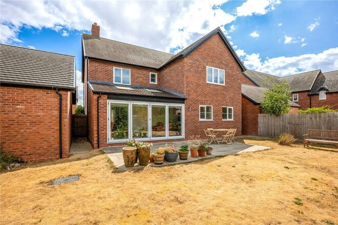 Riley Walk, Stratford-upon-Avon, CV37