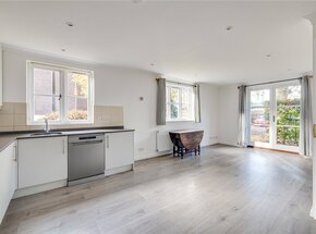 Brompton Park Crescent, London, SW6