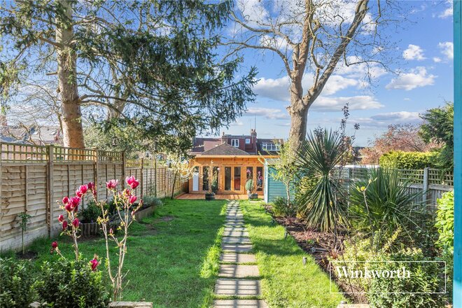 Eversleigh Road, Finchley, N3