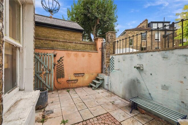 Speldhurst Road, London, E9
