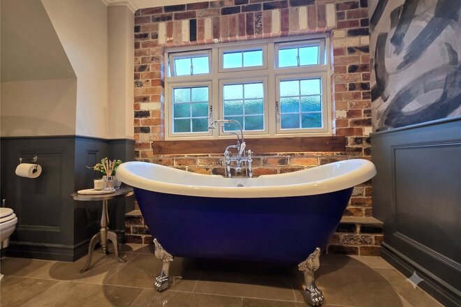 Fox Hill, Reading, RG7