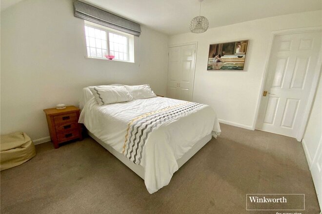 Island View Avenue, Dorset, BH23