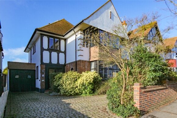 Tattersall Gardens, Leigh-on-Sea, SS9