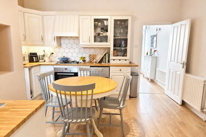 Welbeck Road, East Barnet, EN4