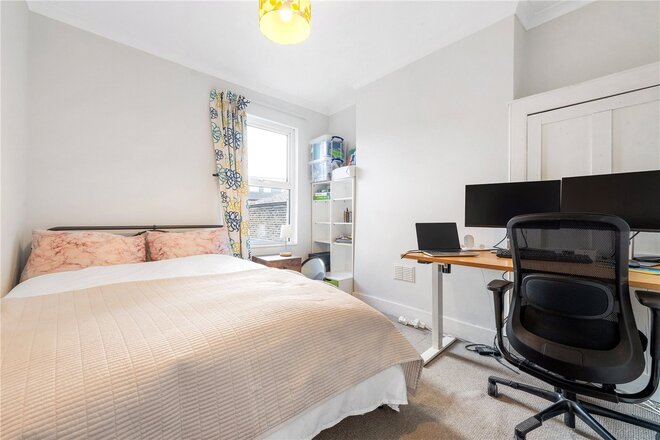 Crawthew Grove, East Dulwich, SE22