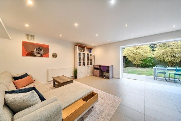 Alexandra Drive, London, SE19