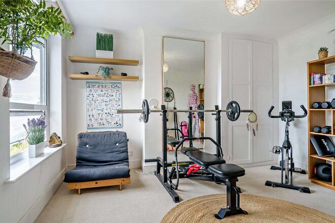 Warminster Road, Bath, BA2