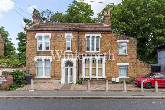 Hermitage Road, London, N4