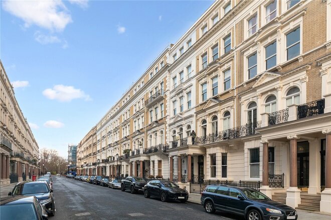 De Vere Gardens, Kensington, W8
