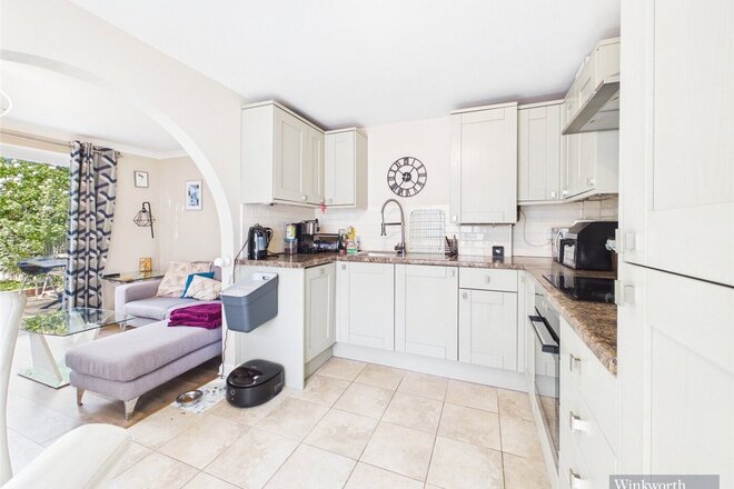 Clayton Road, Chessington, KT9