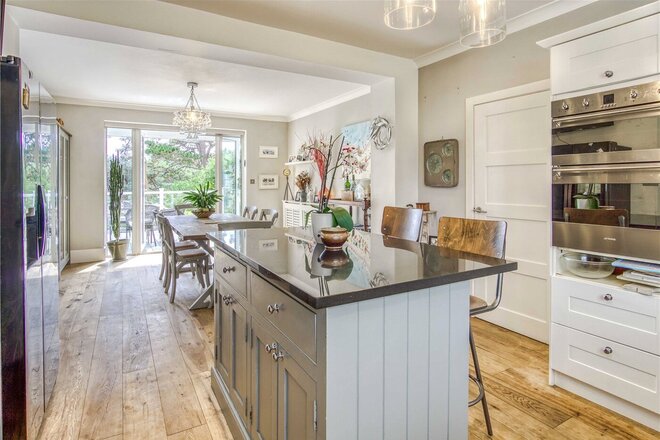 Clifton Road, Poole, BH14