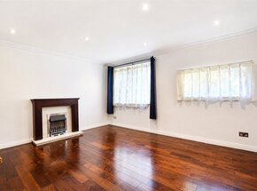 Medebourne Close, London, SE3