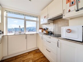 Duttons Road, Hampshire, SO51