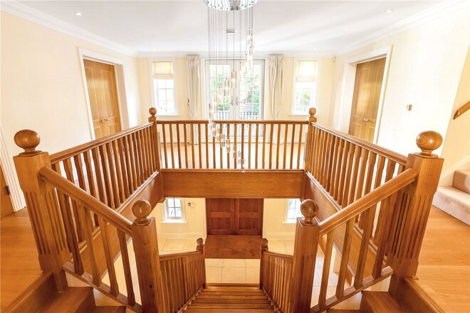 Callow Hill, Surrey, GU25