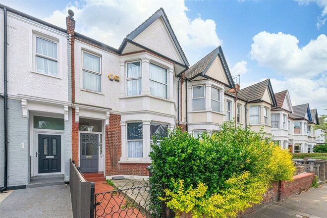 Cholmondeley Avenue, London, NW10