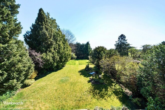 Cliddesden Road, Hampshire, RG21