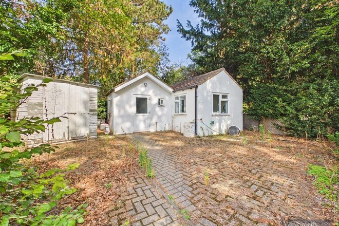 The Paddocks, Weybridge, KT13