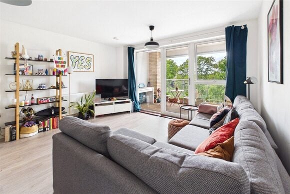 Loughborough Park, London, SW9