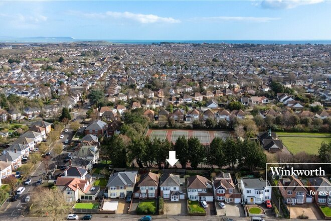 Meon Road, Dorset, BH7