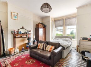 Lamberhurst Road, London, SE27