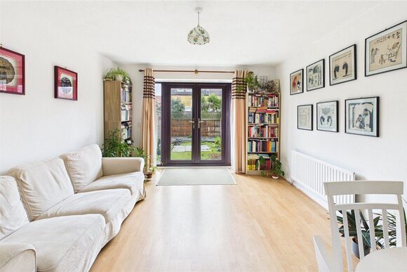 Campbell Close, London, SW16