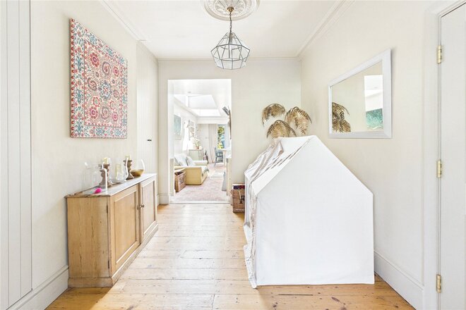 Lowden Road, London, SE24