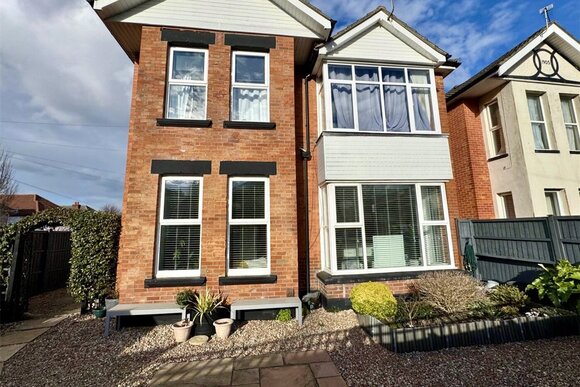 Arnewood Road, Dorset, BH6