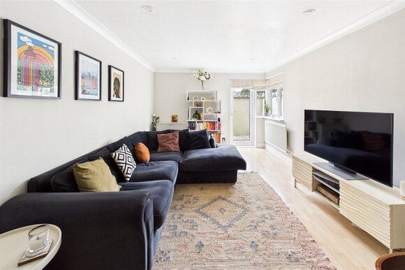 Rubens Place, London, SW4