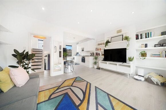 Tollington Way, London, N7
