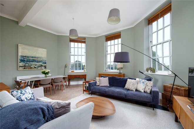 West Hill, London, SW15