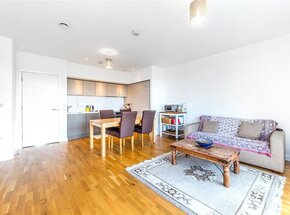 Edmunds House, London, W4