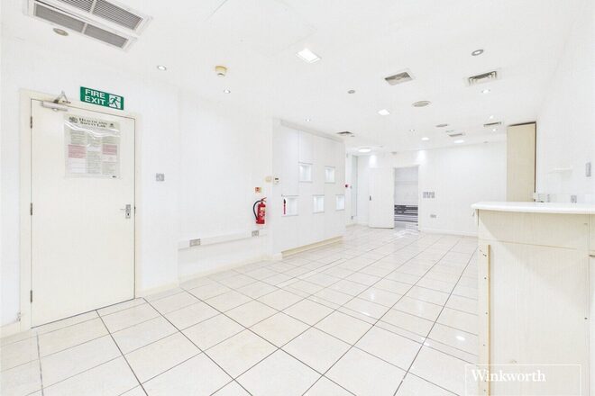 Kenton Road, Harrow, HA3
