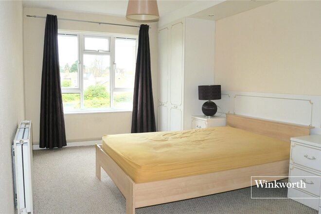Bells Hill, Barnet, EN5