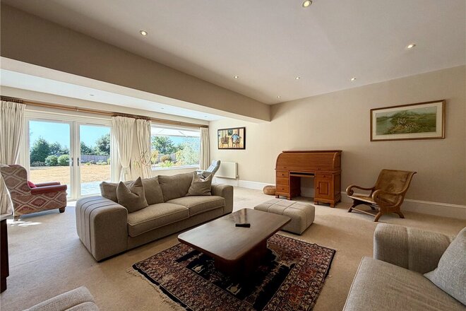 West Overcliff Drive, Dorset, BH4