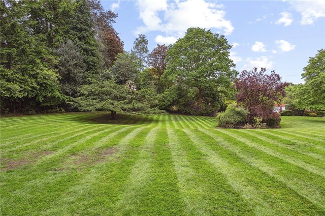 Hillside Park, Ascot, SL5