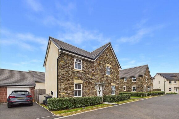 Canberra Crescent, Devon, EX16