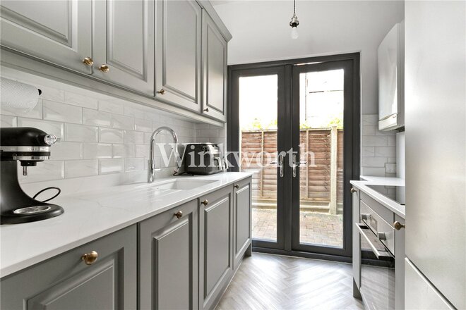 Meadowcroft Road, London, N13