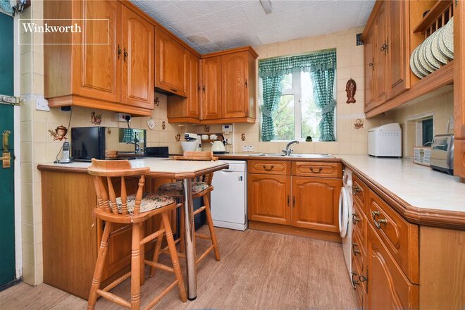 Tudor Avenue, Worcester Park, KT4