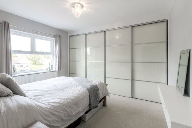 Main Road, Northampton, NN5