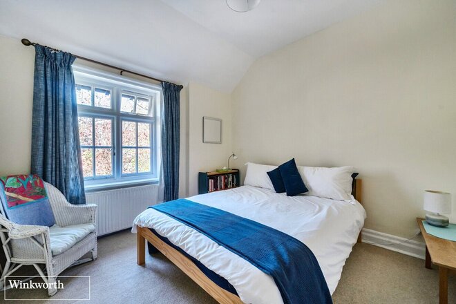 Cliddesden Road, Hampshire, RG21